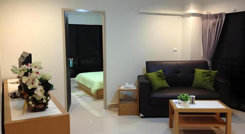 Ipremium Sukhumvit 81 Hotel Bangkok Exterior photo