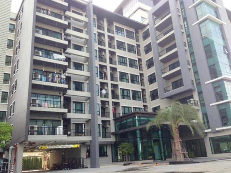 Ipremium Sukhumvit 81 Hotel Bangkok Exterior photo